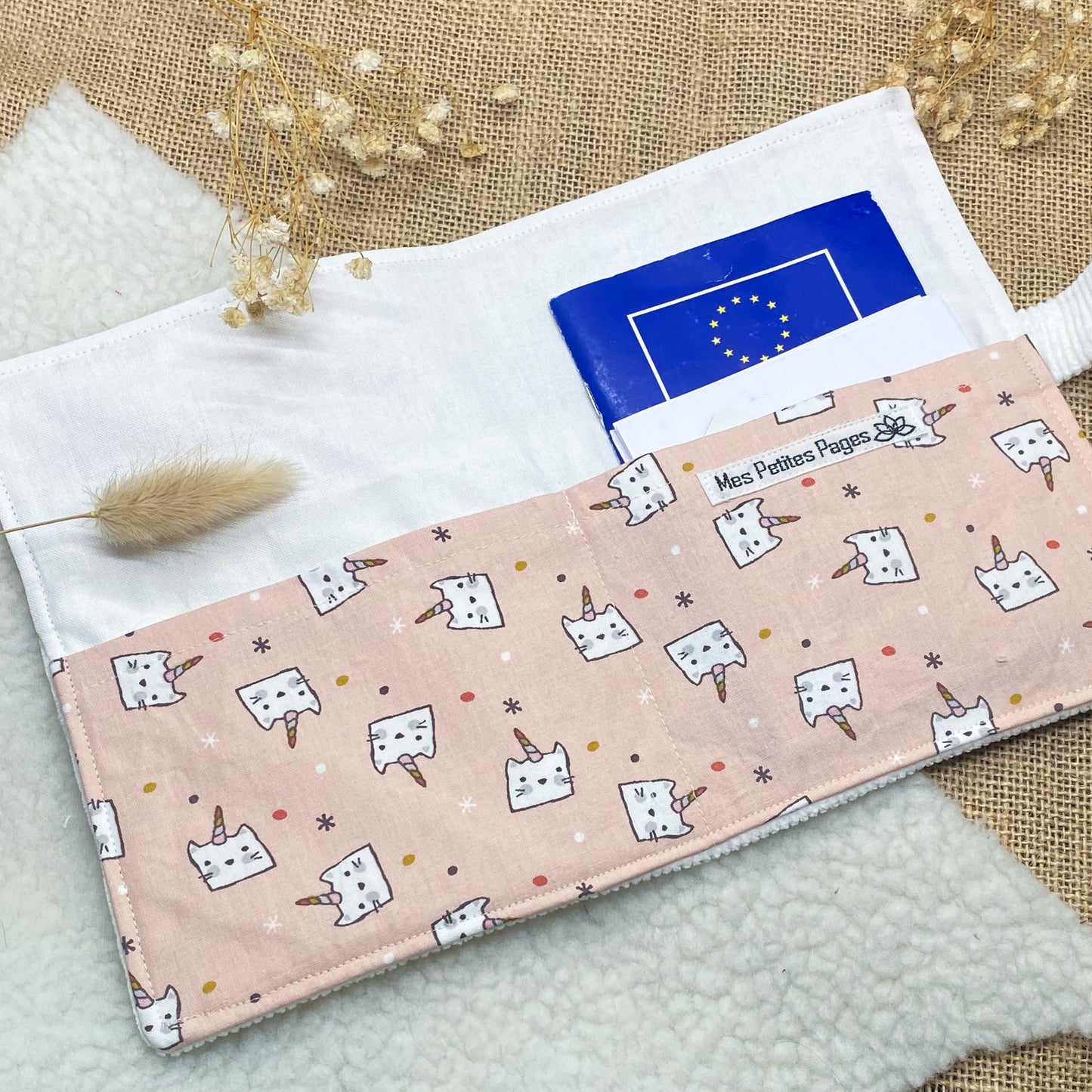 Protège carnet de santé animaux